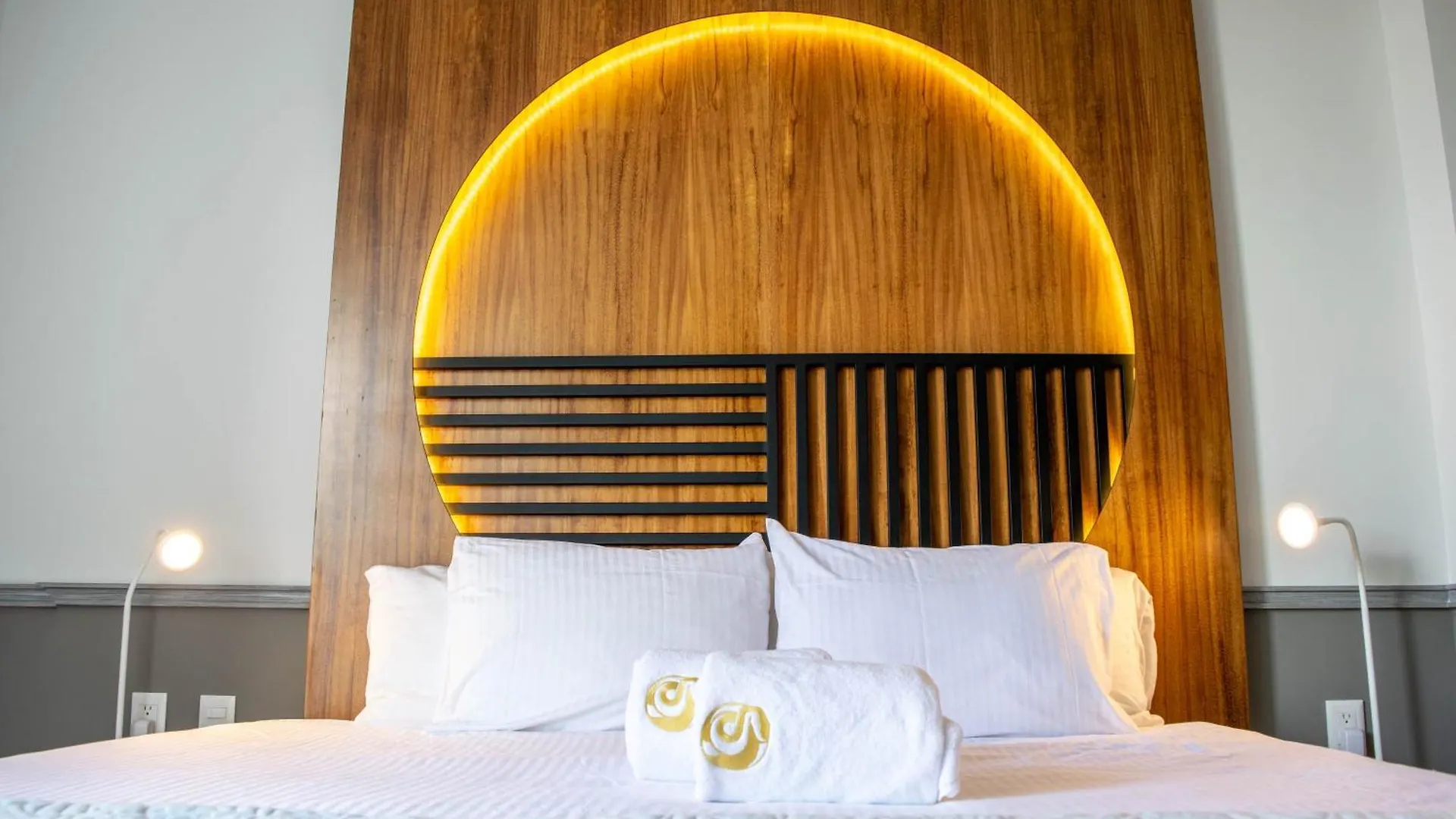 Singular By Stella Rentals Playa del Carmen Apartment
