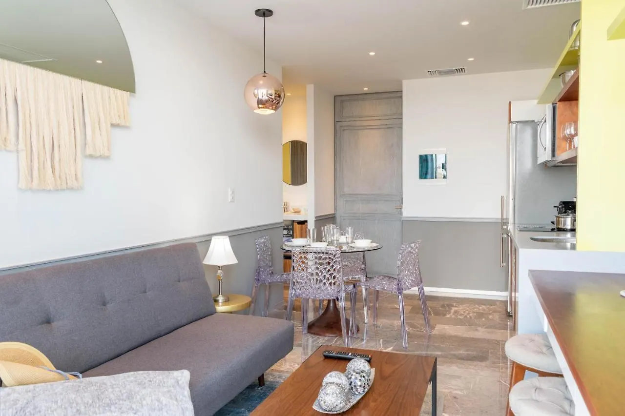 Singular By Stella Rentals Playa del Carmen Apartment